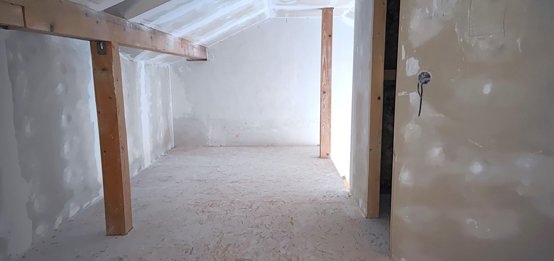 5 izbový rodinný holodom na veľkorysom pozemku 1050 m2 v obci Podhorany