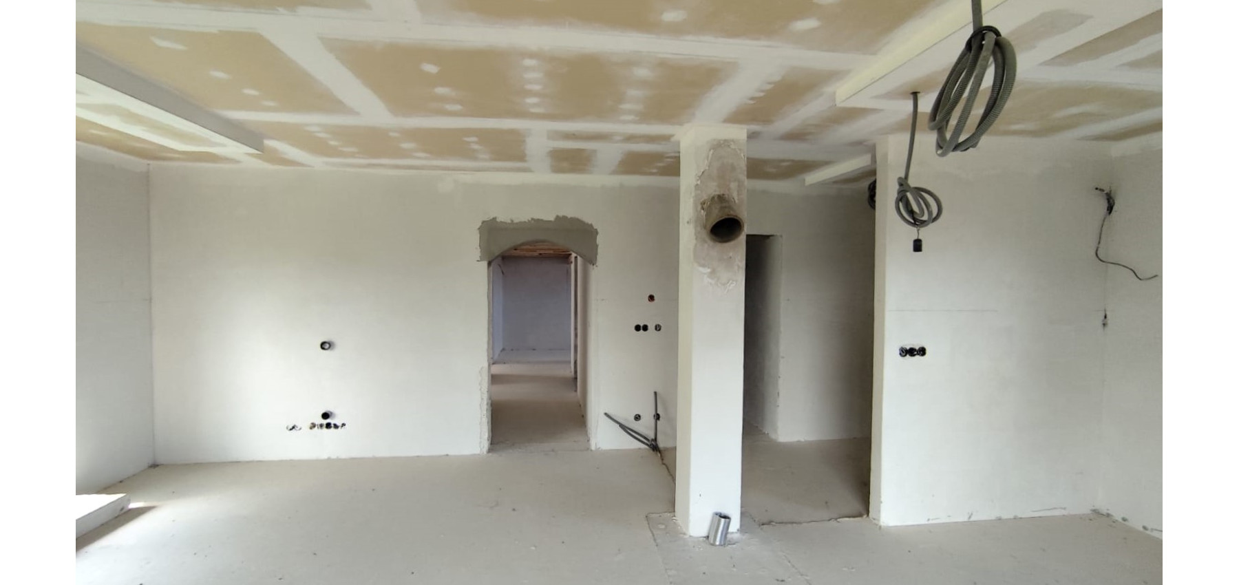 5 izbový rodinný holodom na veľkorysom pozemku 1050 m2 v obci Podhorany