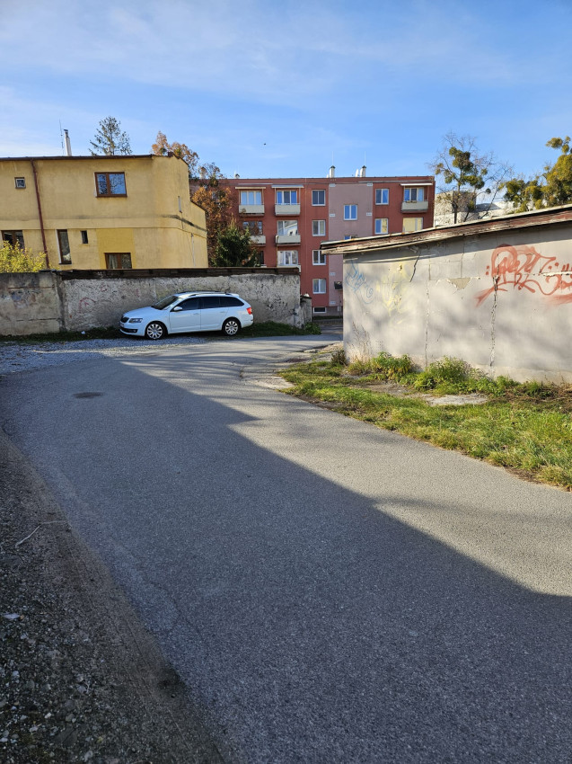 Garáž v centre Prešova na predaj