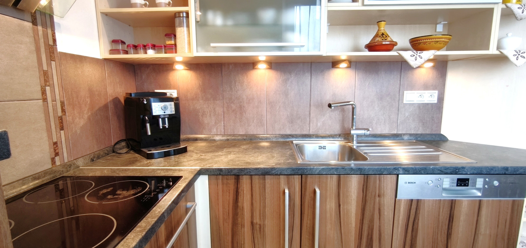 Útulný minimalistický 3 izbový byt v skvelej lokalite, Sekčov, Vansovej, pri MHD