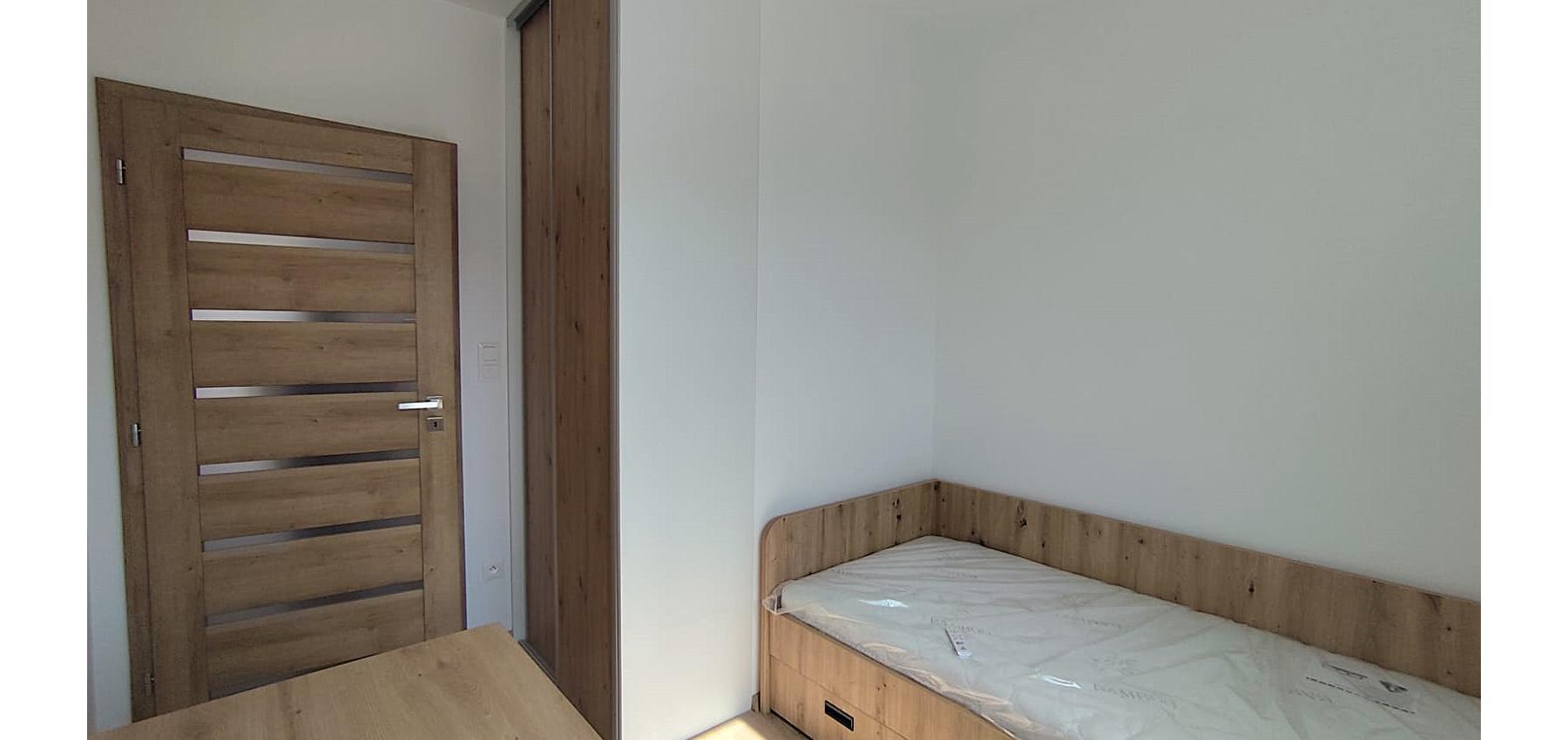 Posledný tehlový 3 izbový rodinný dom na pozemku 280 m2, 2 parkovacie miesta, terasa, záhrada