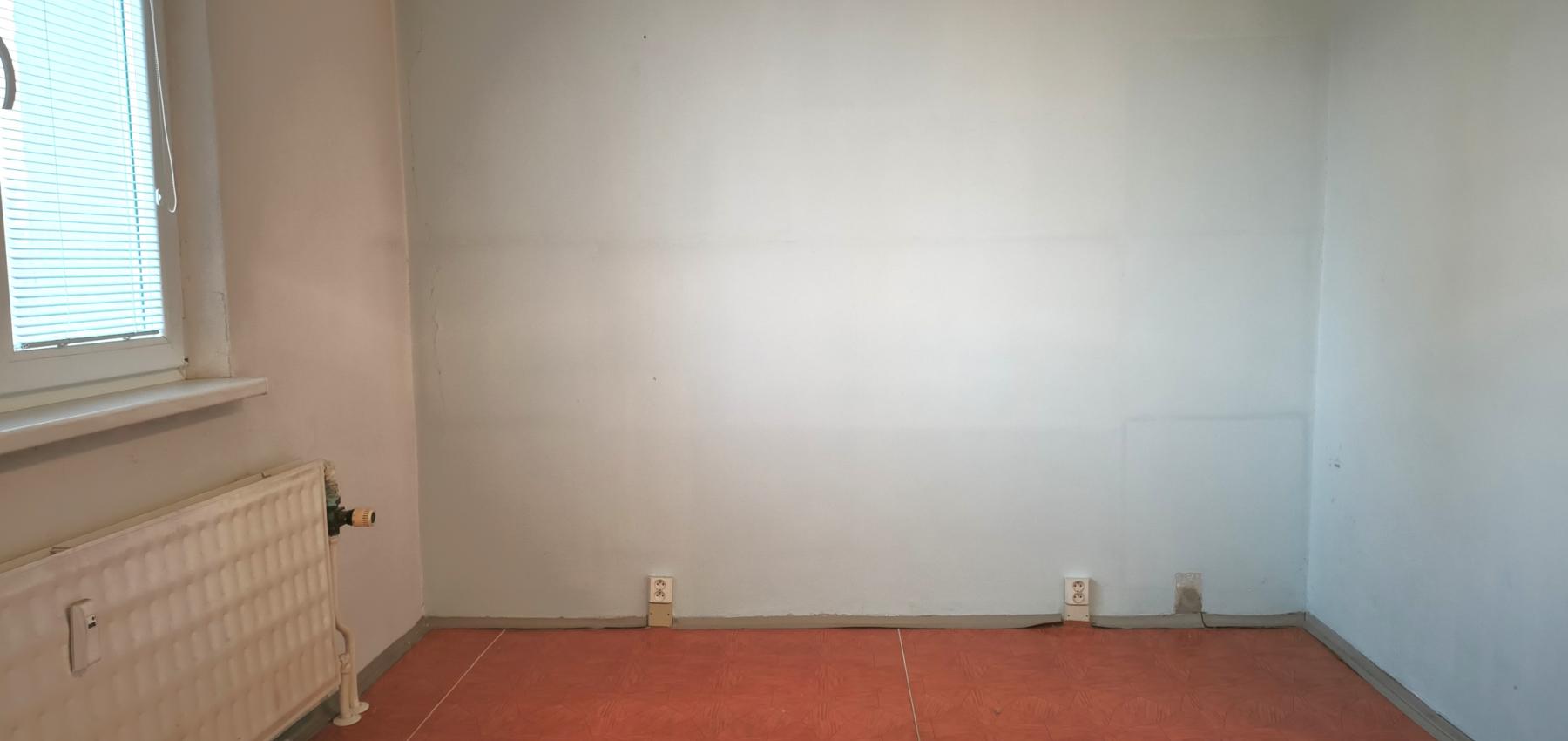 Na predaj lukratívny 4 izbový byt s nadrozmernou loggiou, Mirka Nešpora pri MŠ, pôvodný stav