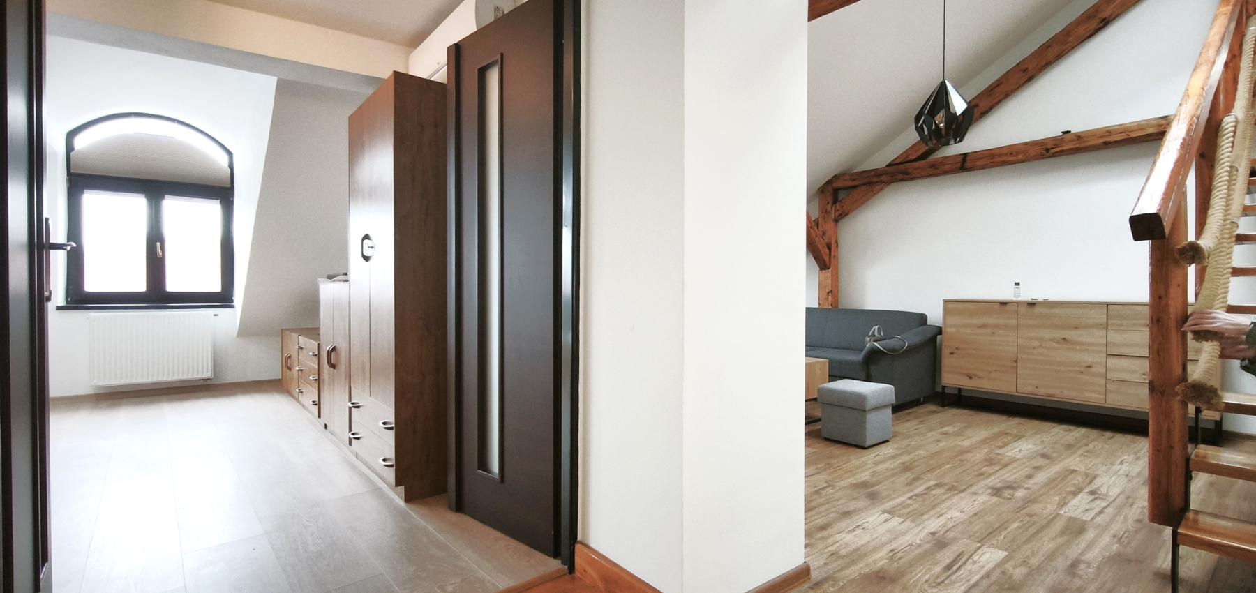 Atypický viacúrovňový mezonet v centre mesta pre 4-6 ľudí, Slovenská ulica, s parkovaním