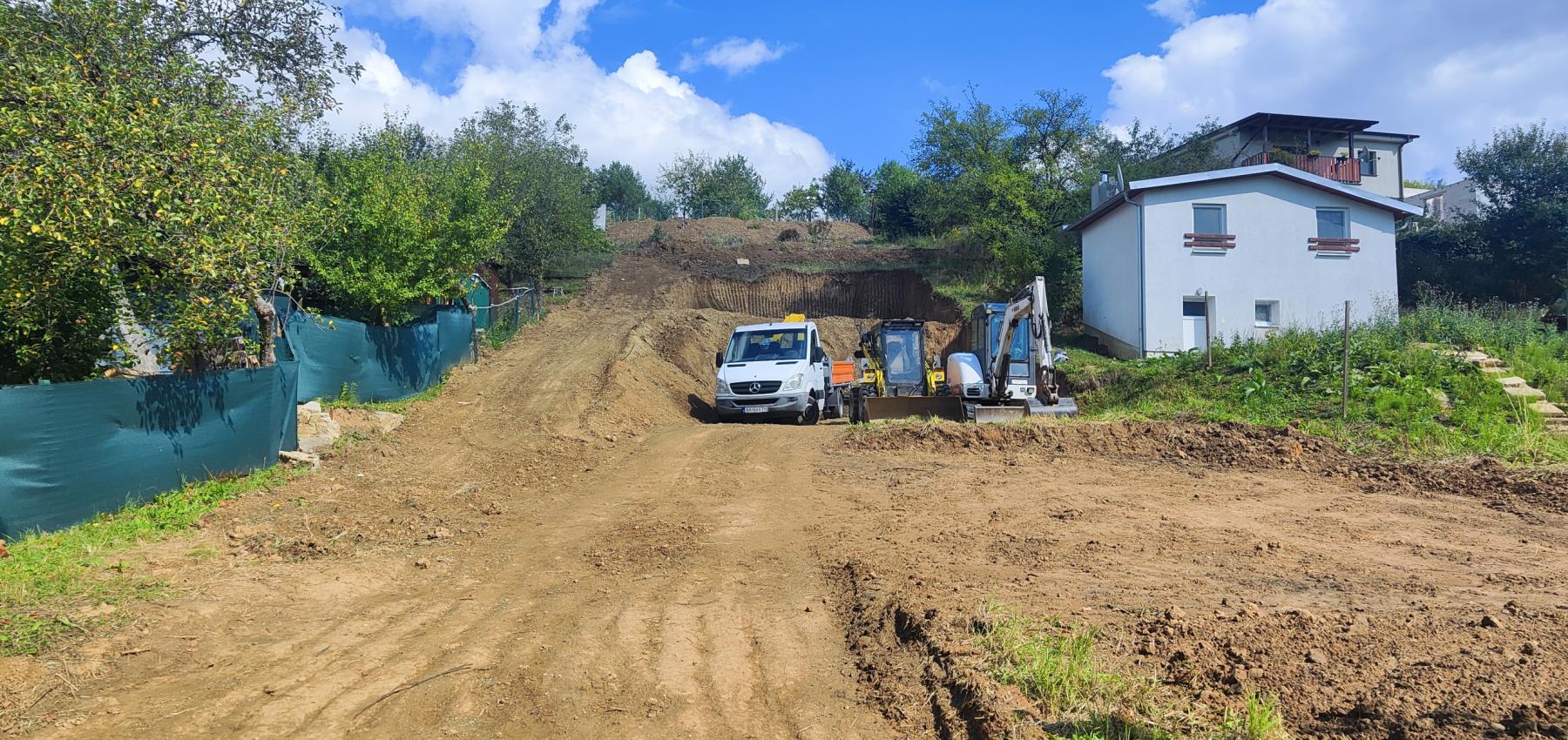 Stavebný pozemok Prešov, Zajačia ulica, vhodný na terasovú výstavbu, s nádherným výhľadom