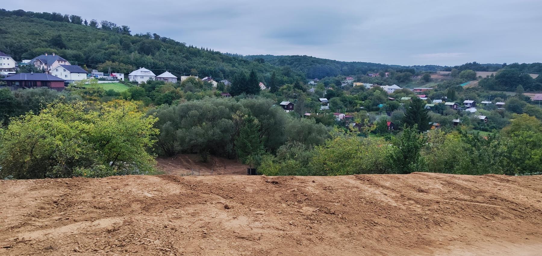 Stavebný pozemok Prešov, Zajačia ulica, vhodný na terasovú výstavbu, s nádherným výhľadom