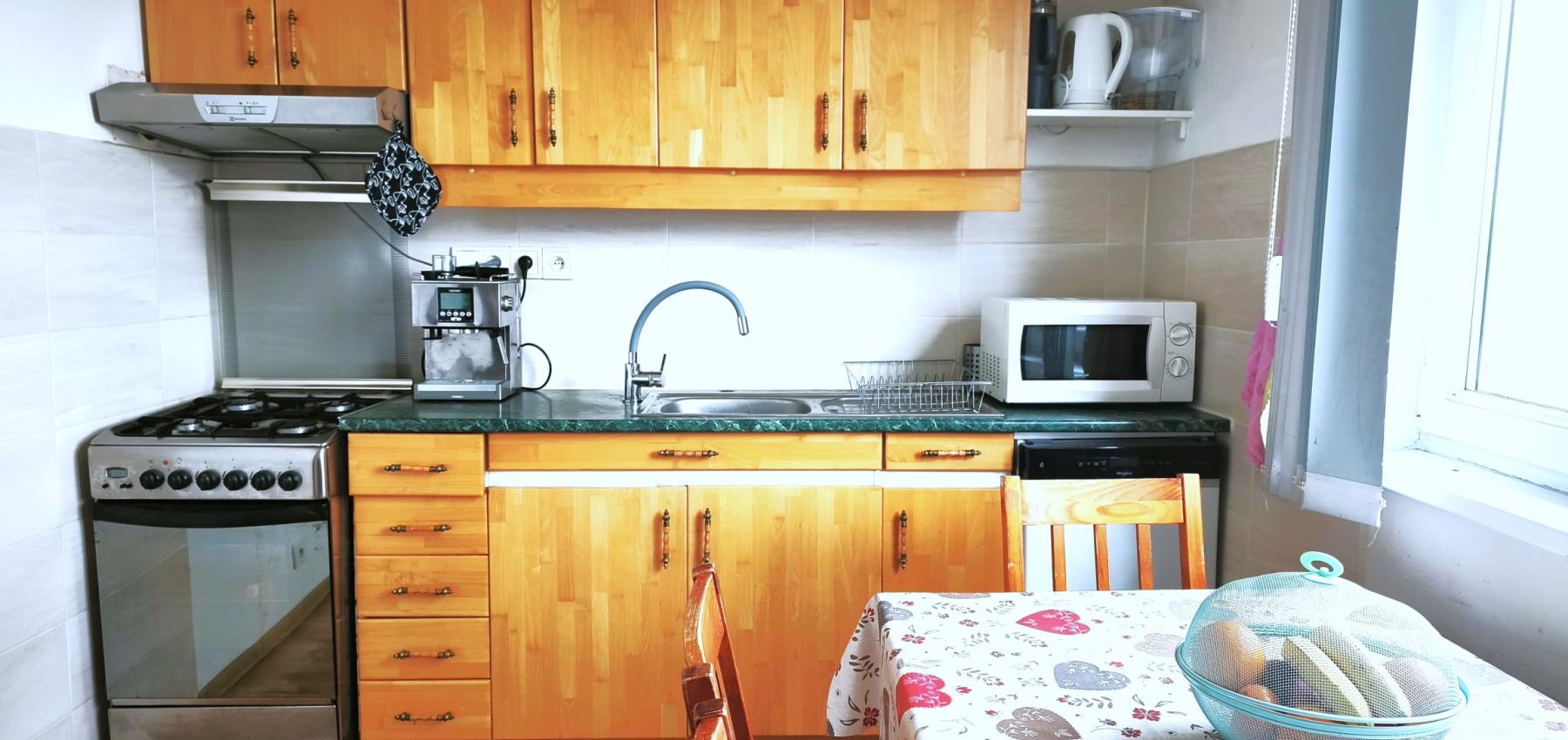 Priestranný 2,5 - izbový byt s potenciálom a krásnym výhľadom na Solivar