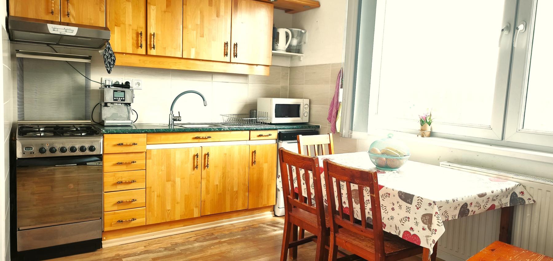 Priestranný 2,5 - izbový byt s potenciálom a krásnym výhľadom na Solivar