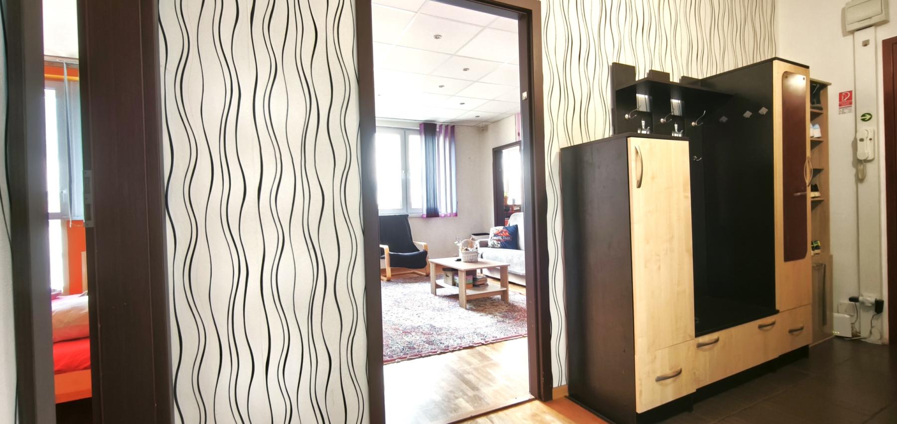 Priestranný 2,5 - izbový byt s potenciálom a krásnym výhľadom na Solivar