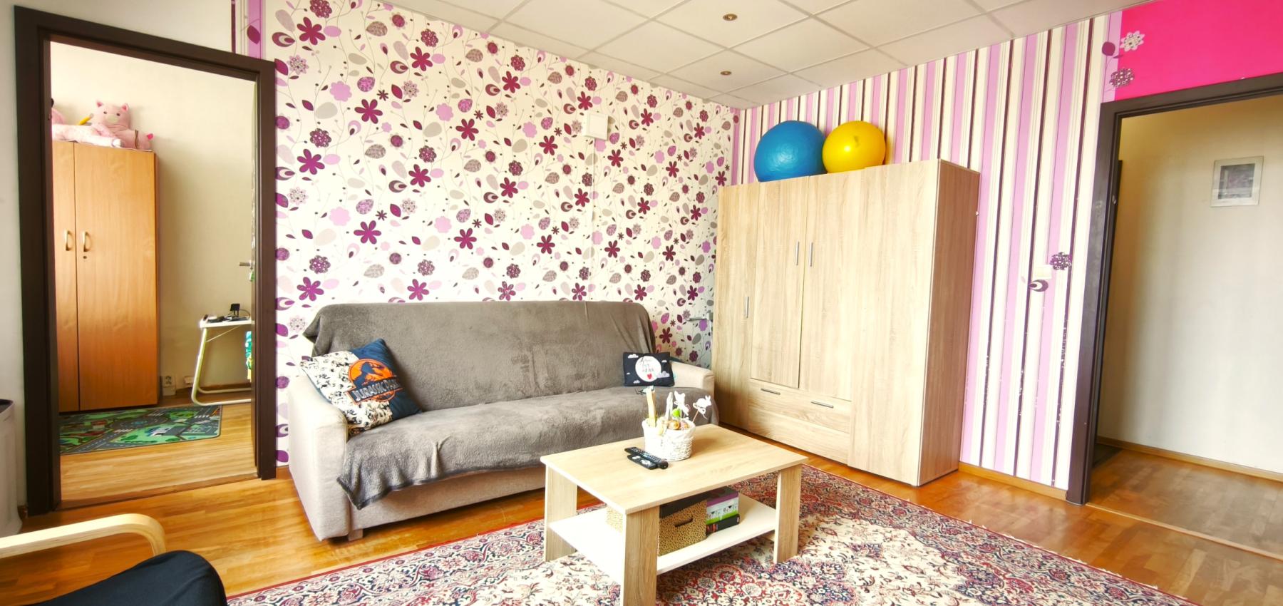 Priestranný 2,5 - izbový byt s potenciálom a krásnym výhľadom na Solivar