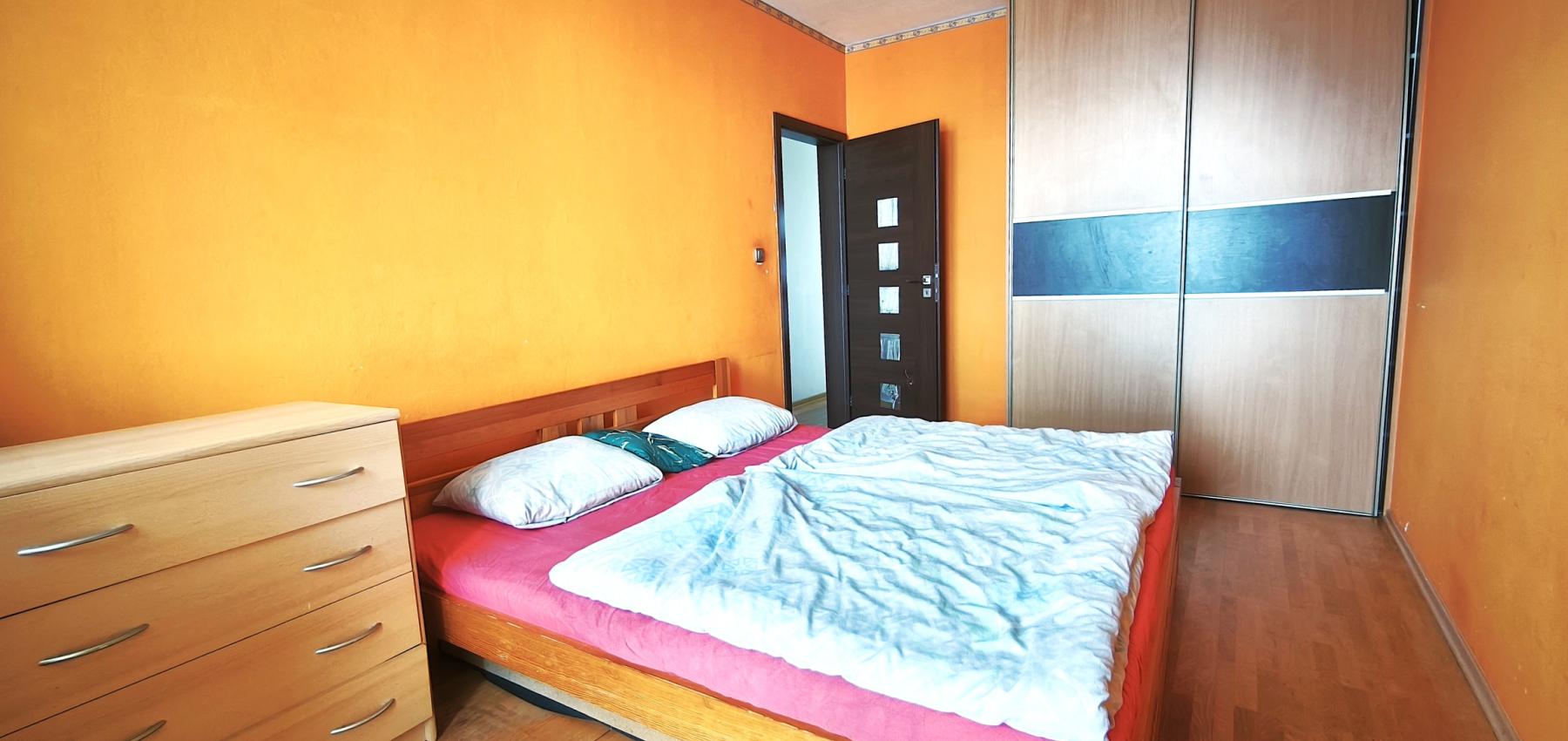 Priestranný 2,5 - izbový byt s potenciálom a krásnym výhľadom na Solivar