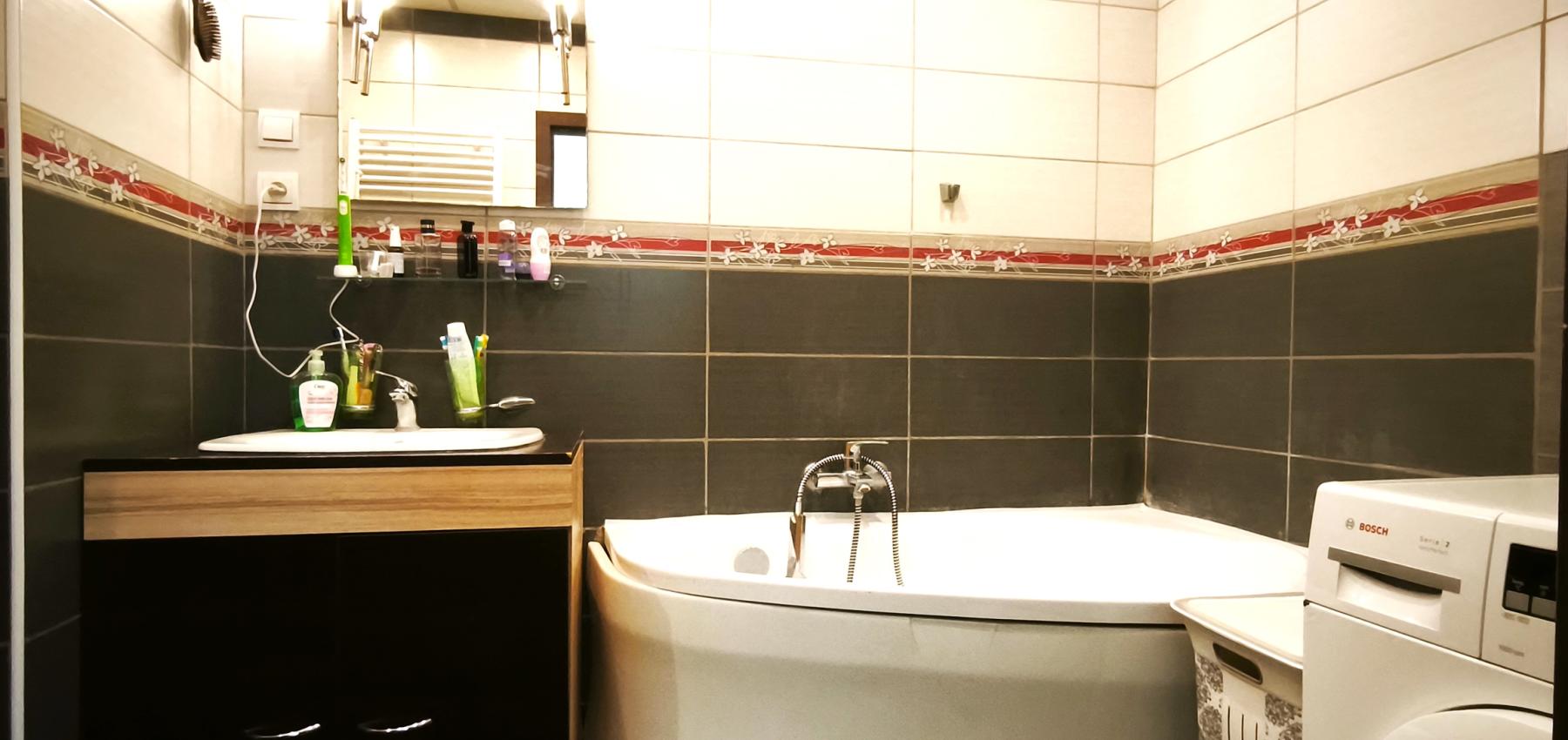 Priestranný 2,5 - izbový byt s potenciálom a krásnym výhľadom na Solivar