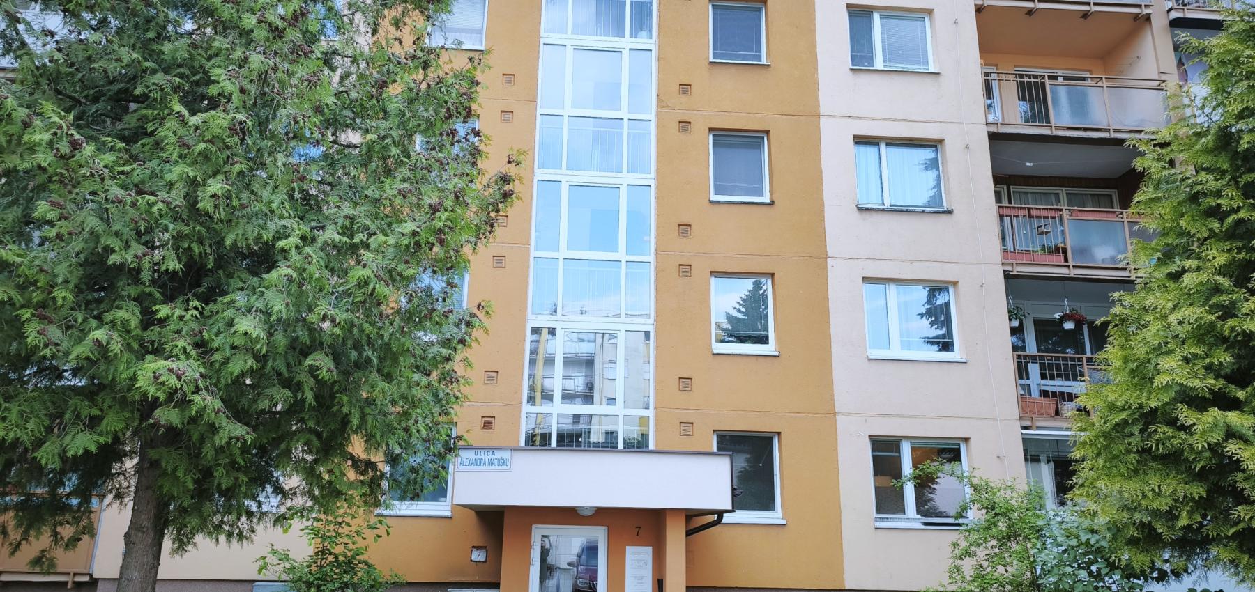 4 izbový byt 88 m2, po rekonštrukcii, Alexandra Matušku Sekčov