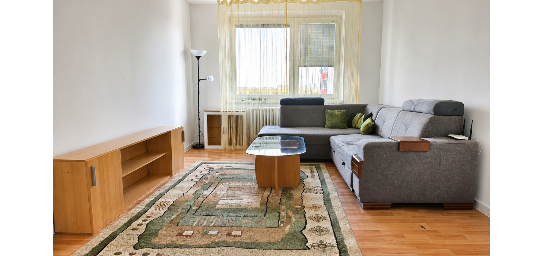 Kúpou voľný 3 izbový byt Sekčov Martina Benku, 59 m2, zariadený, s balkónom