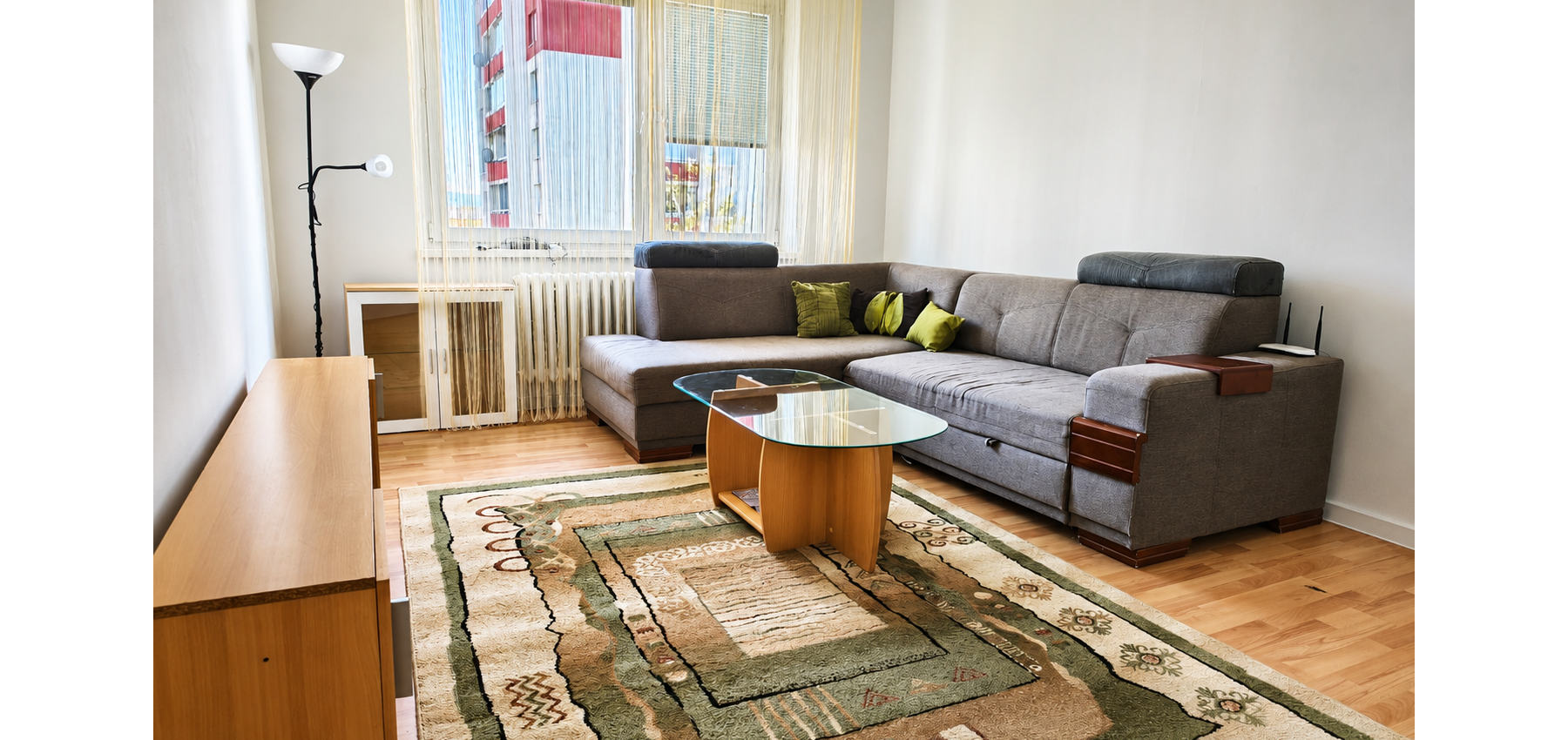 Kúpou voľný 3 izbový byt Sekčov Martina Benku, 59 m2, zariadený, s balkónom