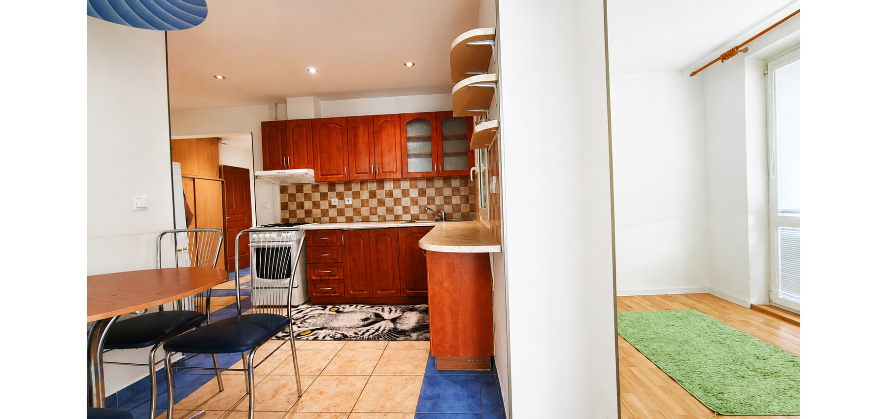 Kúpou voľný 3 izbový byt Sekčov Martina Benku, 59 m2, zariadený, s balkónom