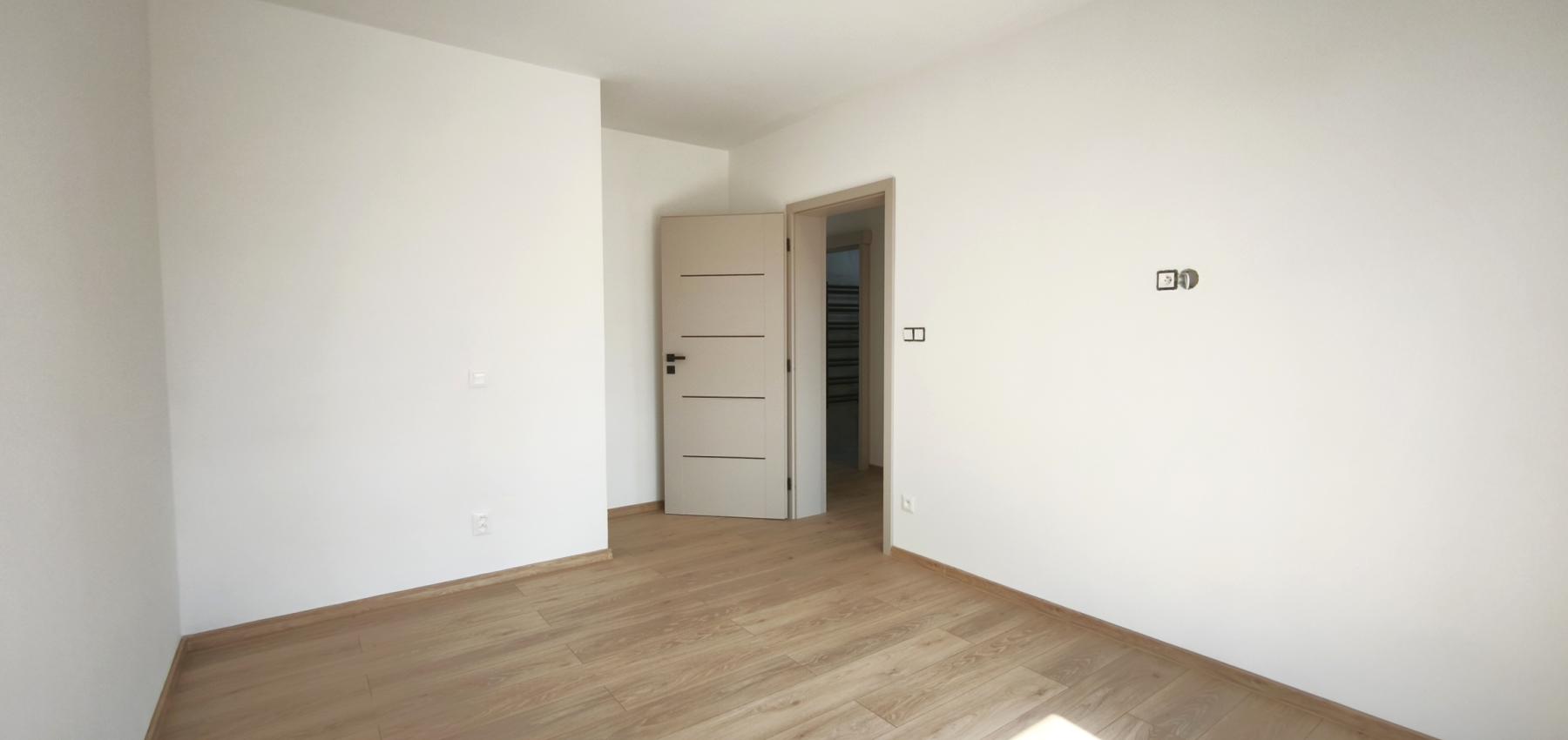 Posledný 4 izbový dom vo vyhotovení  ŠTANDARD s pozemkom 501 m2 FINTICE-GRIBĽOVEC