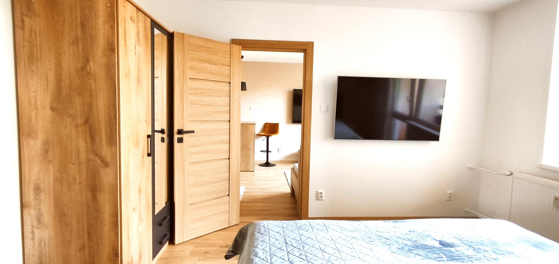 Na prenájom supermoderný 2 izbový byt s dvomi loggiami v centre mesta pri OC NOVUM, Kúpeľná