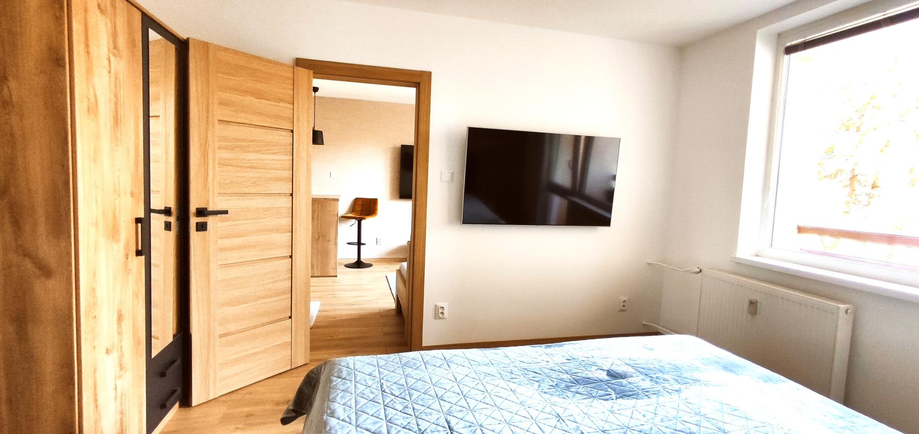 Na prenájom supermoderný 2 izbový byt s dvomi loggiami v centre mesta pri OC NOVUM, Kúpeľná