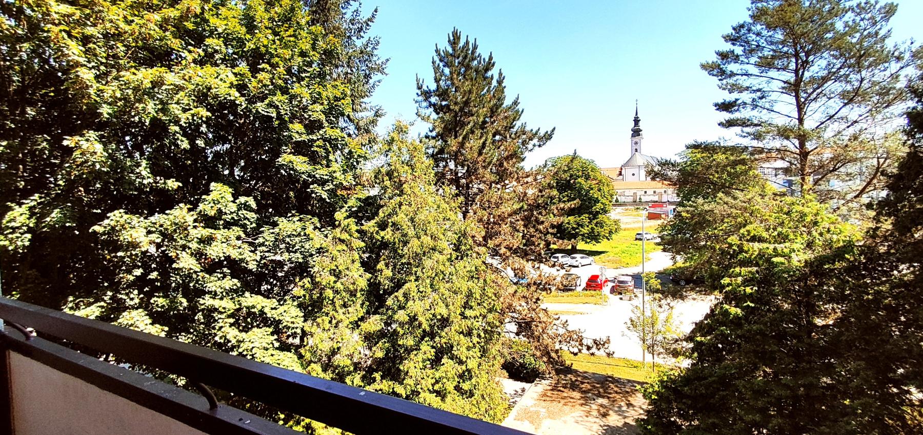 Na prenájom supermoderný 2 izbový byt s dvomi loggiami v centre mesta pri OC NOVUM, Kúpeľná
