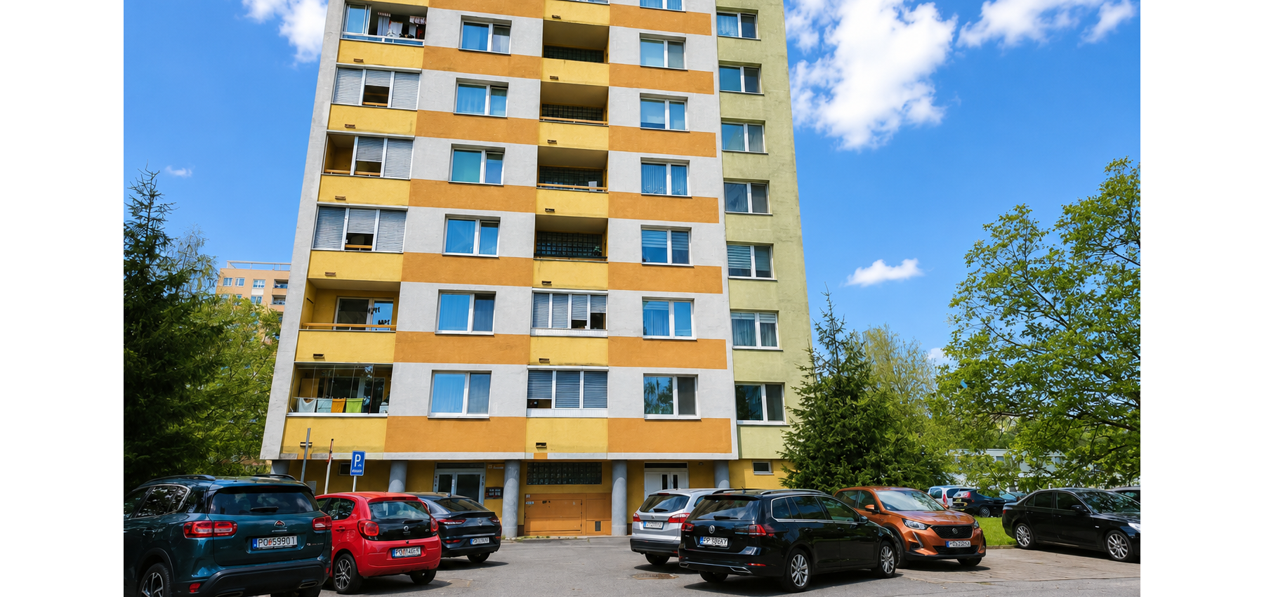 Voľný od 1.8.2026 ... zrekonštruovaný 2 izbový byt s loggiou Matice Slovenskej, zariadený