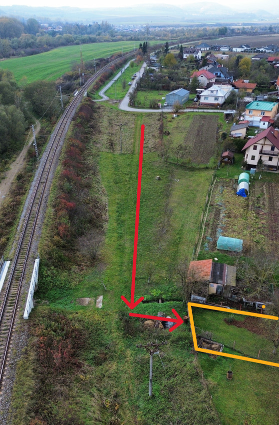 Na predaj stavebný pozemok Šarišské Michaľany, 570 m2, IS v krátkej vzdialenosti