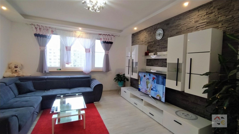 PRENAJATÝ DO 1.8.2025...Krásny 3 izbový byt kompletne zrekonštruovaný a zariadený byt pri OC MAX, Vihorlatská ulica