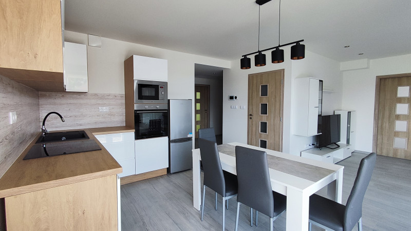 Prenajatý do 1.5.2025....4 izbový byt v nádhernom prostredí blízko lesa Pod Kamennou baňou v Prešove