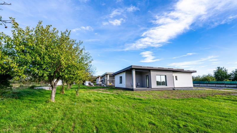 Hotový murovaný 4 izbový dom TERAZ vo vyhotovení ŠTANDARD s pozemkom 500 m2 v FINTICE-GRIBĽOVEC