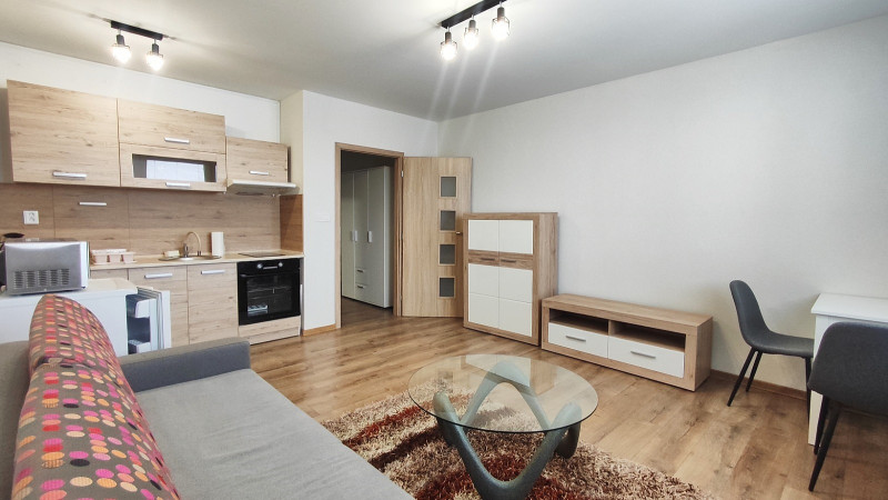 Priestranná zariadená garsónka pre 1-2 osoby, Kotrádova ulica, Prešov