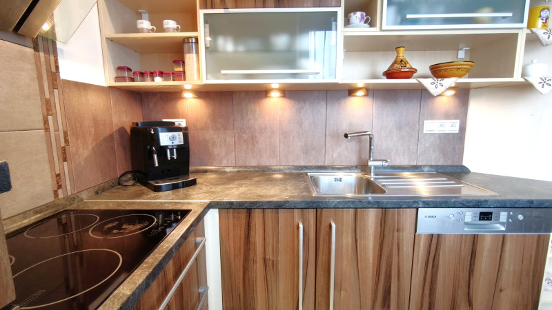 Útulný minimalistický 3 izbový byt v skvelej lokalite, Sekčov, Vansovej, pri MHD